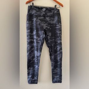 Camo print yoga pants